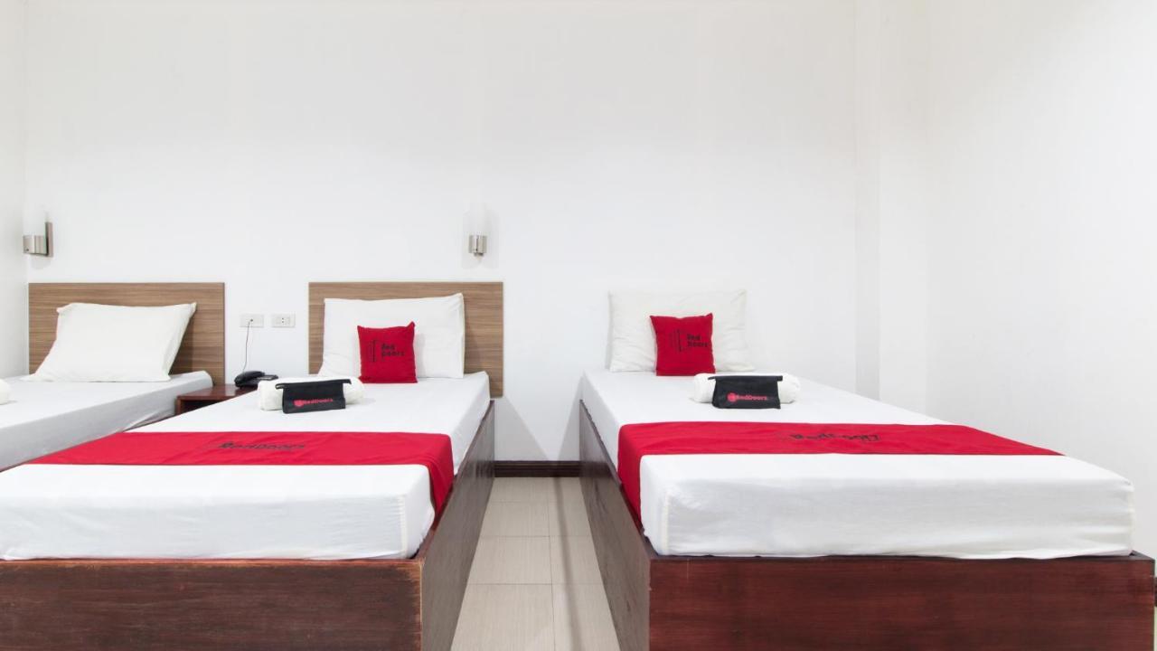 Reddoorz Plus Near Vigan City Commercial Center Buitenkant foto