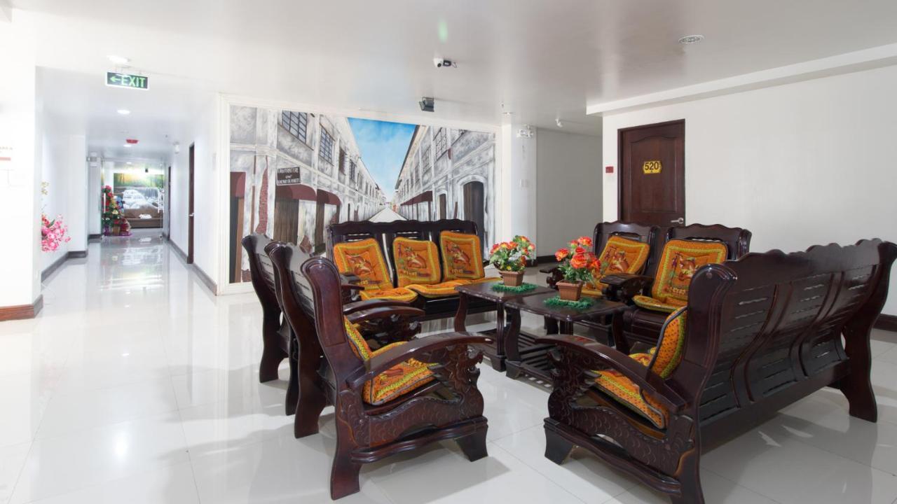 Reddoorz Plus Near Vigan City Commercial Center Buitenkant foto
