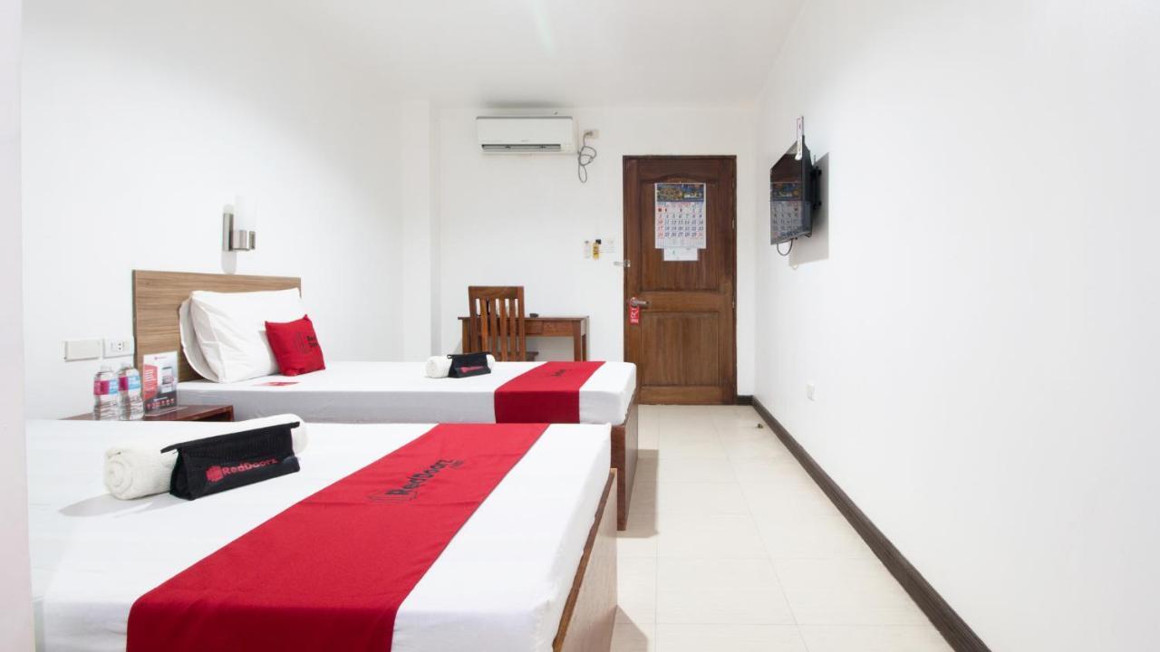 Reddoorz Plus Near Vigan City Commercial Center Buitenkant foto