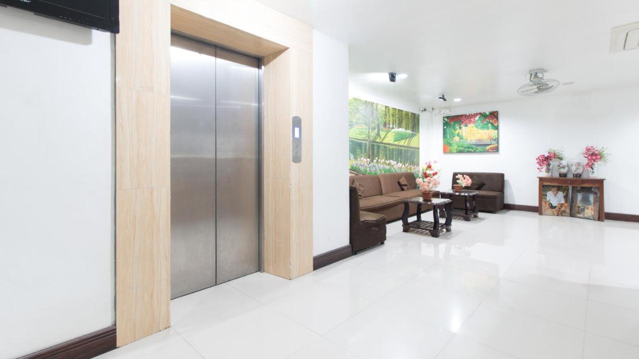Reddoorz Plus Near Vigan City Commercial Center Buitenkant foto