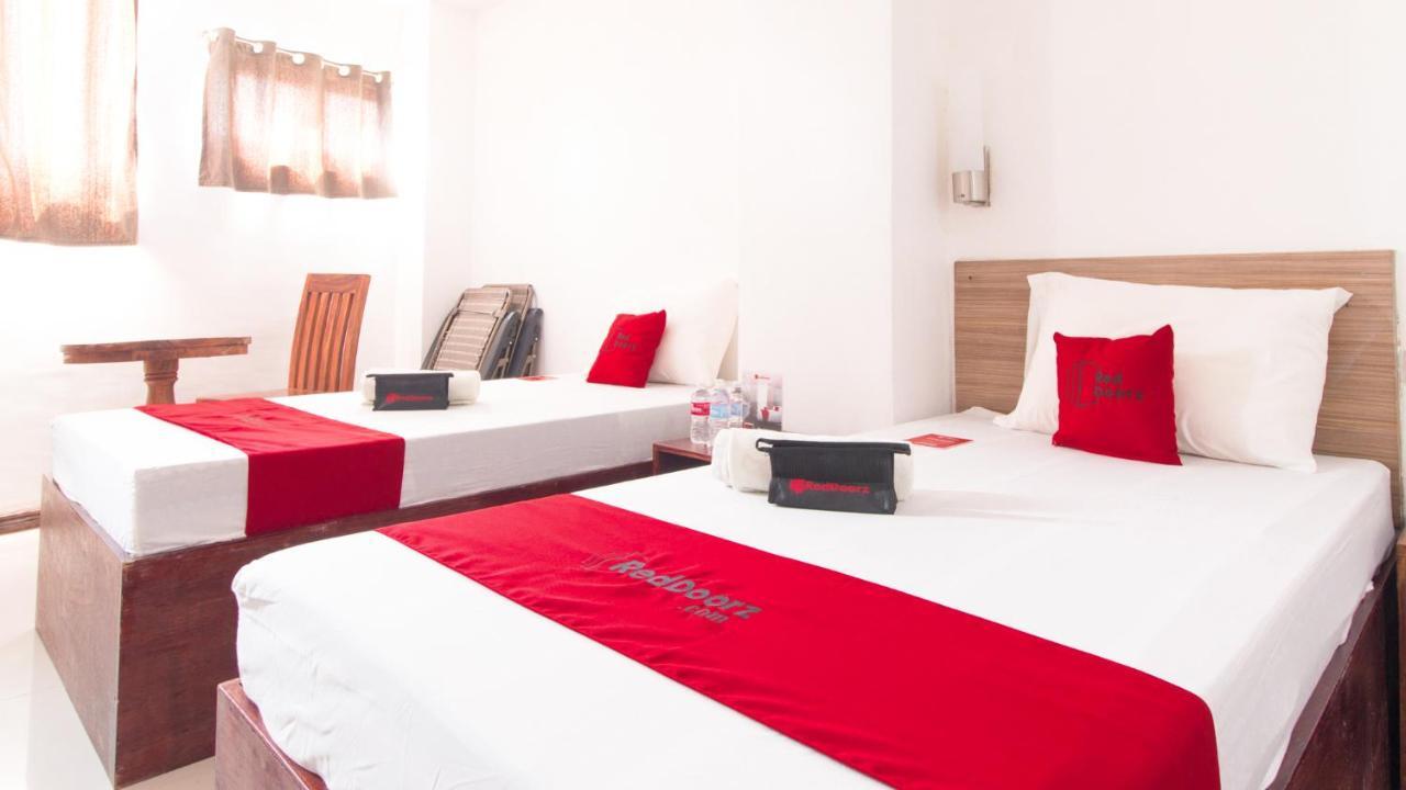 Reddoorz Plus Near Vigan City Commercial Center Buitenkant foto
