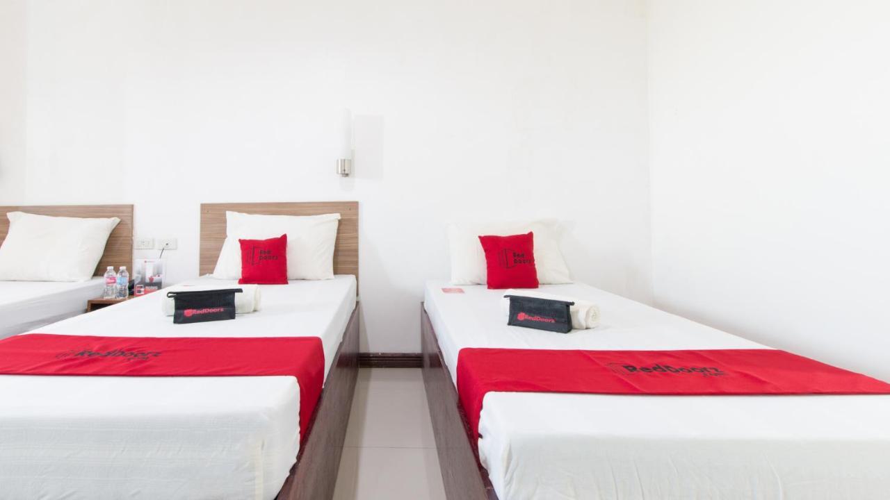 Reddoorz Plus Near Vigan City Commercial Center Buitenkant foto